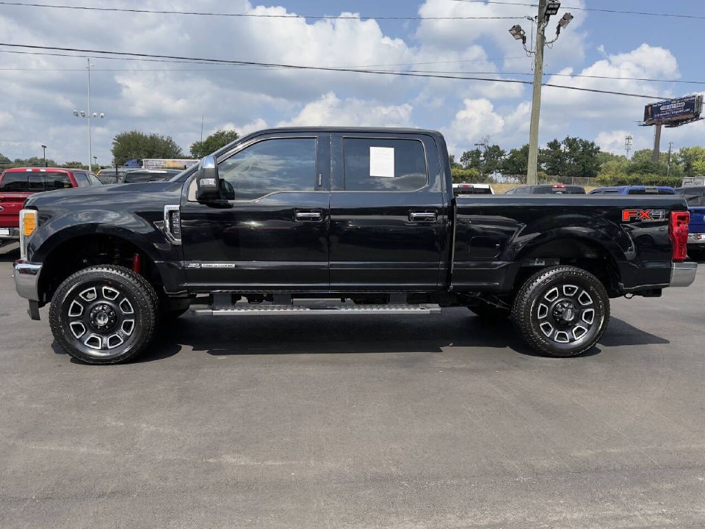 2017 Ford F-250 Image 3