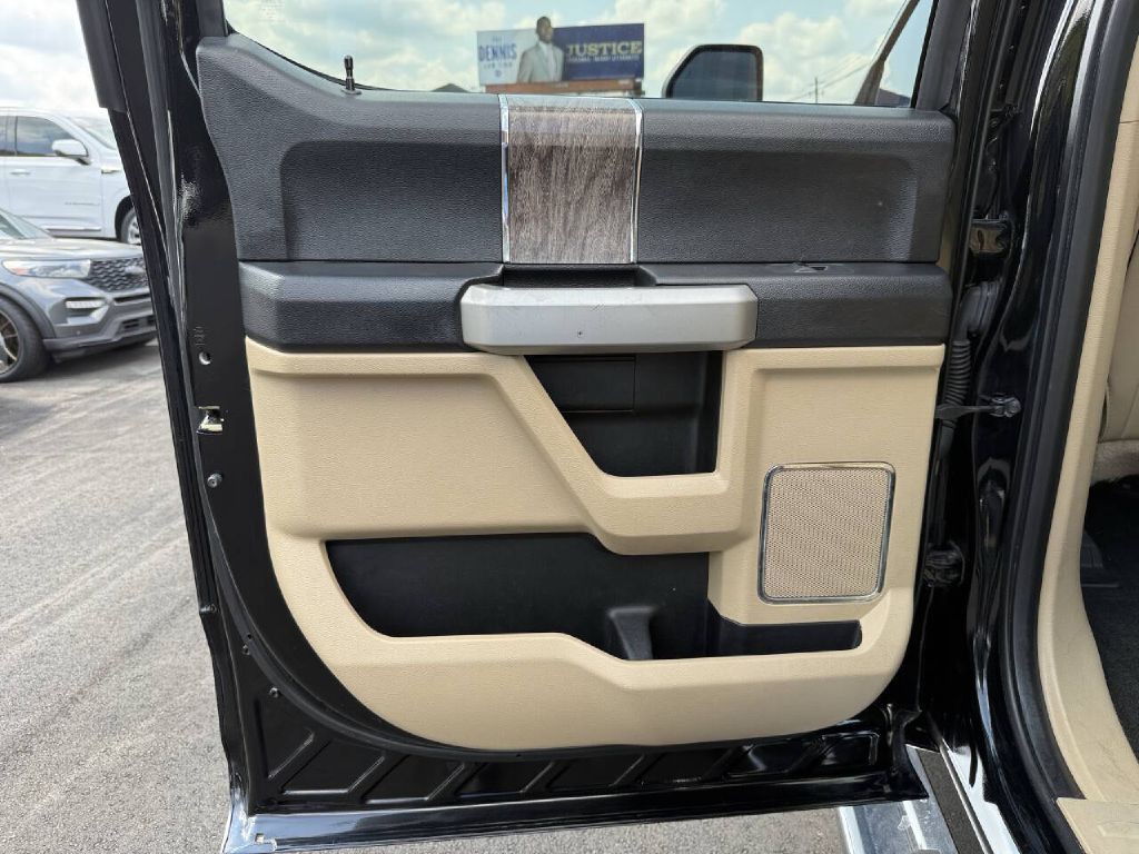 2017 Ford F-250 Image 20