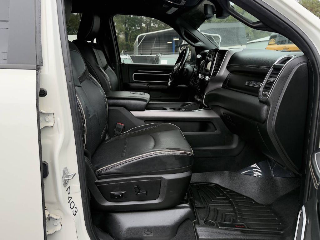 2020 RAM 2500 Image 12