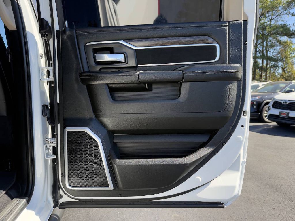 2021 RAM 2500 Image 21