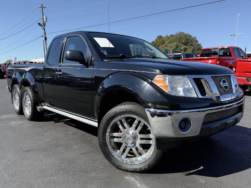 2010 Nissan Frontier Image 3