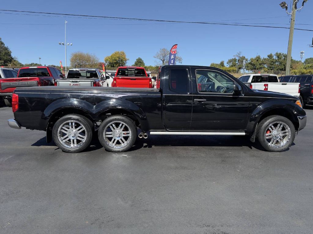 2010 Nissan Frontier Image 6