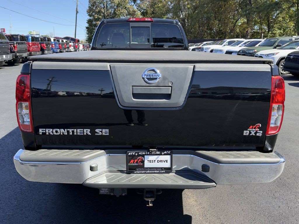 2010 Nissan Frontier Image 8