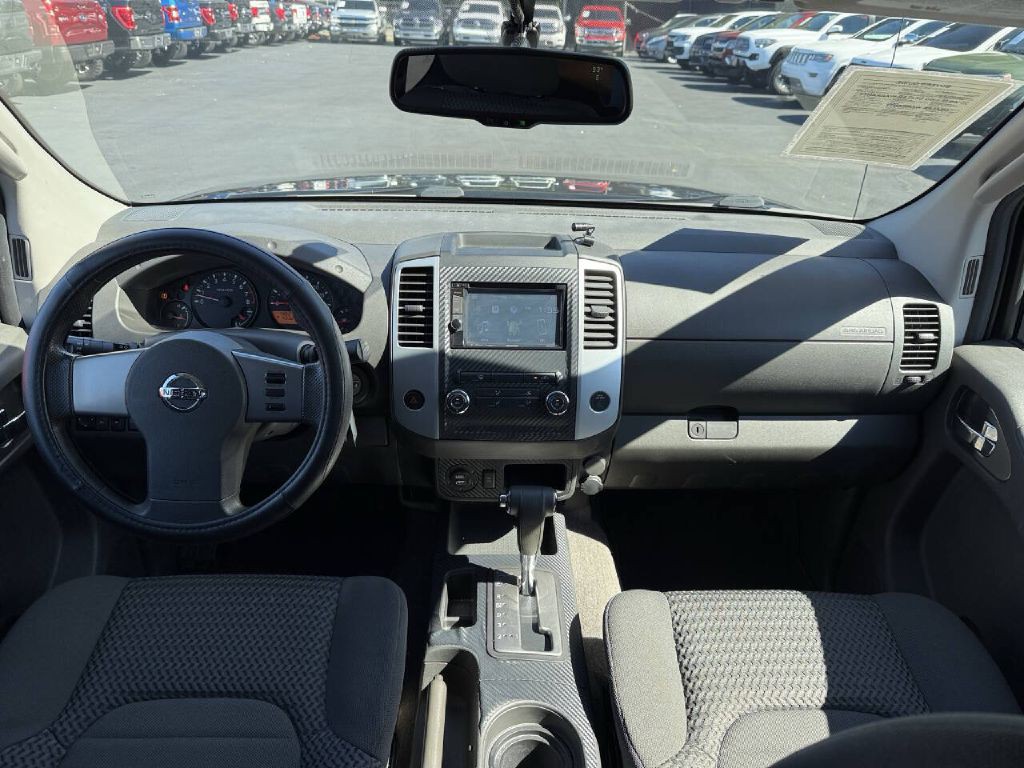 2010 Nissan Frontier Image 14