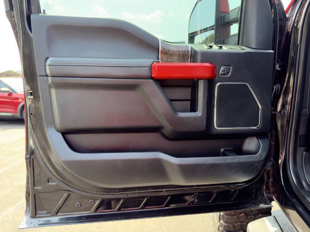 2019 Ford F-250 Image 18