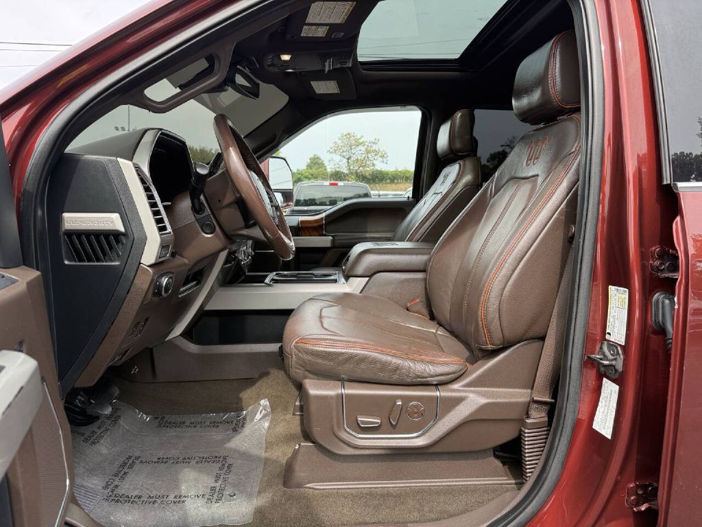 2017 Ford F-250 Image 9