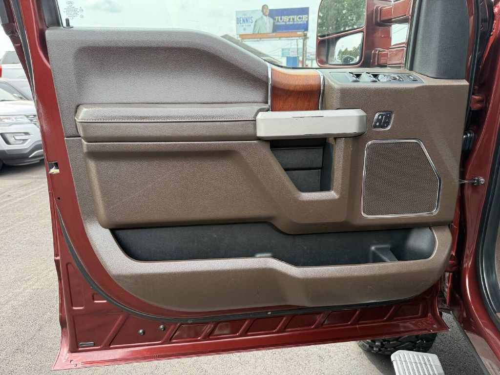 2017 Ford F-250 Image 19