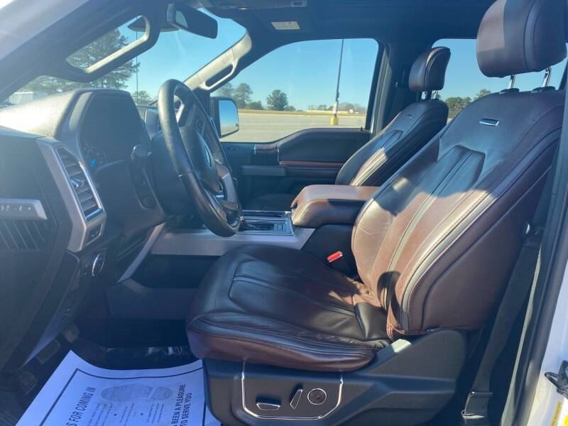 2015 Ford F-150 Image 20