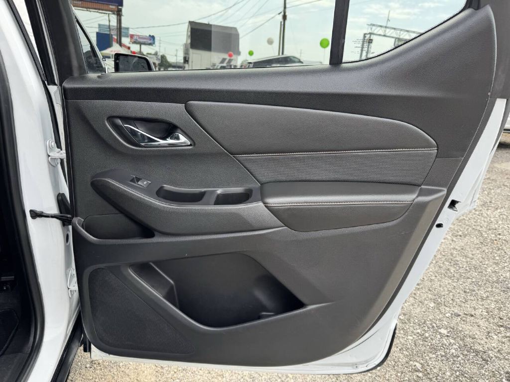 2018 Chevrolet Traverse Image 25