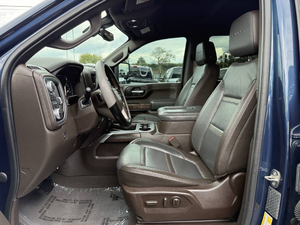 2020 GMC Sierra Image 9