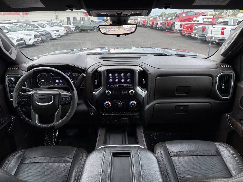 2020 GMC Sierra Image 13
