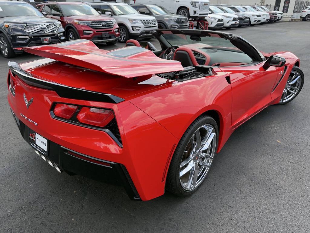 2014 Chevrolet Corvette Image 12