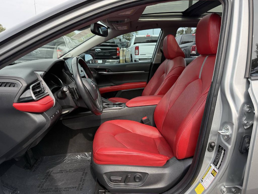 2021 Toyota Camry Image 9