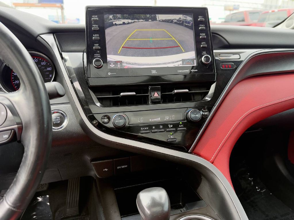 2021 Toyota Camry Image 19