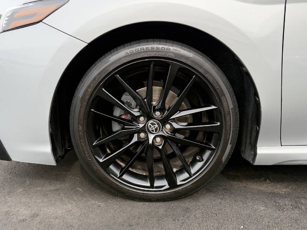 2021 Toyota Camry Image 24