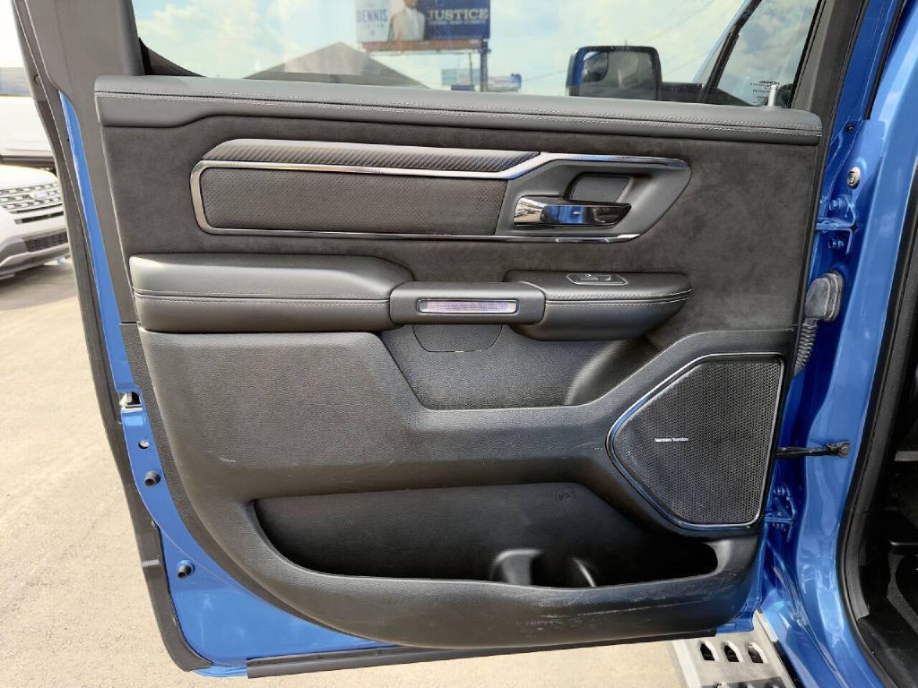 2021 RAM 1500 Image 21