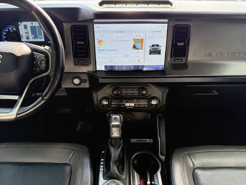 2021 Ford Bronco Image 19