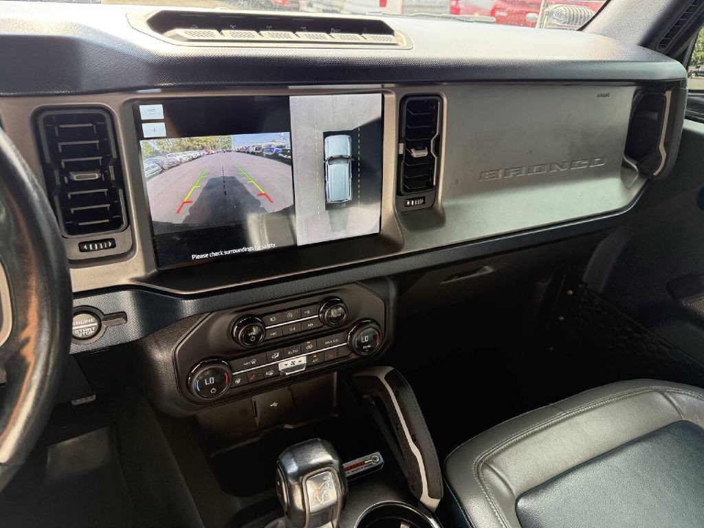 2021 Ford Bronco Image 20