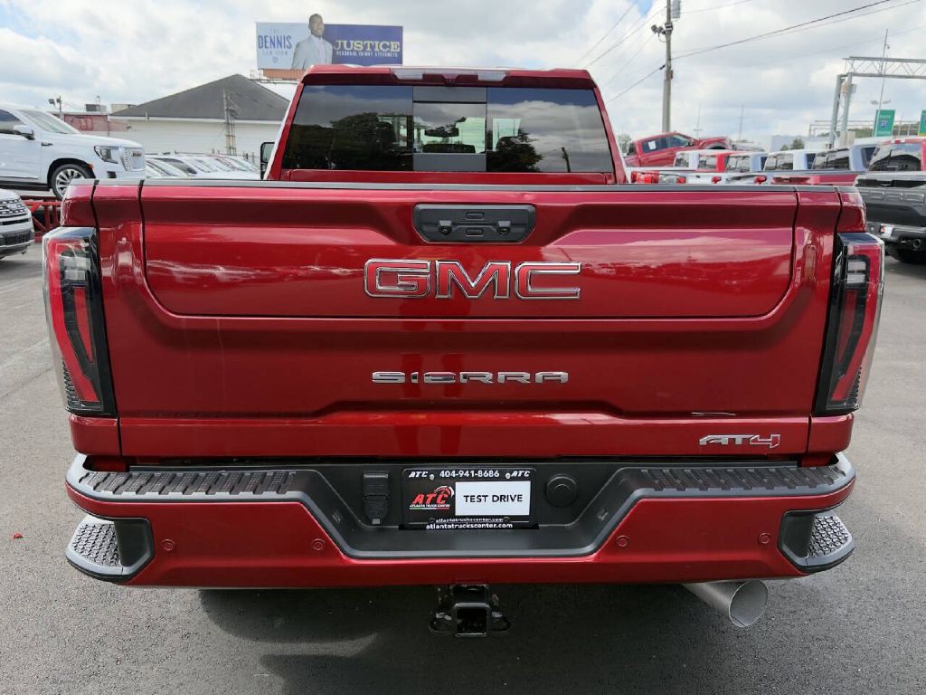 2024 GMC Sierra Image 7