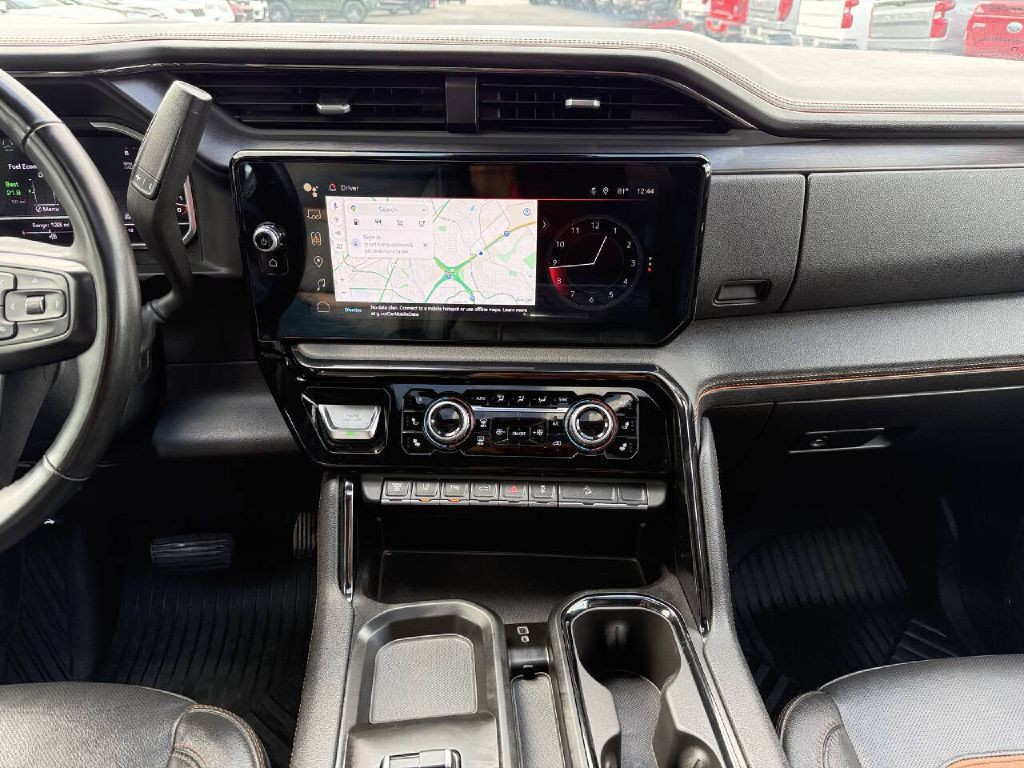 2024 GMC Sierra Image 17