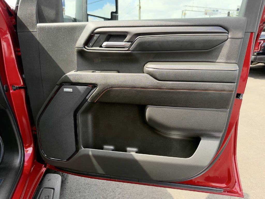 2024 GMC Sierra Image 23