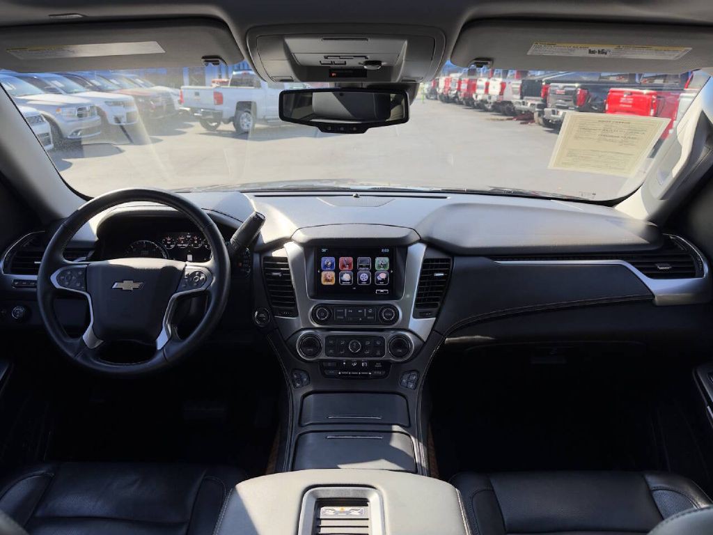 2017 Chevrolet Suburban Image 13