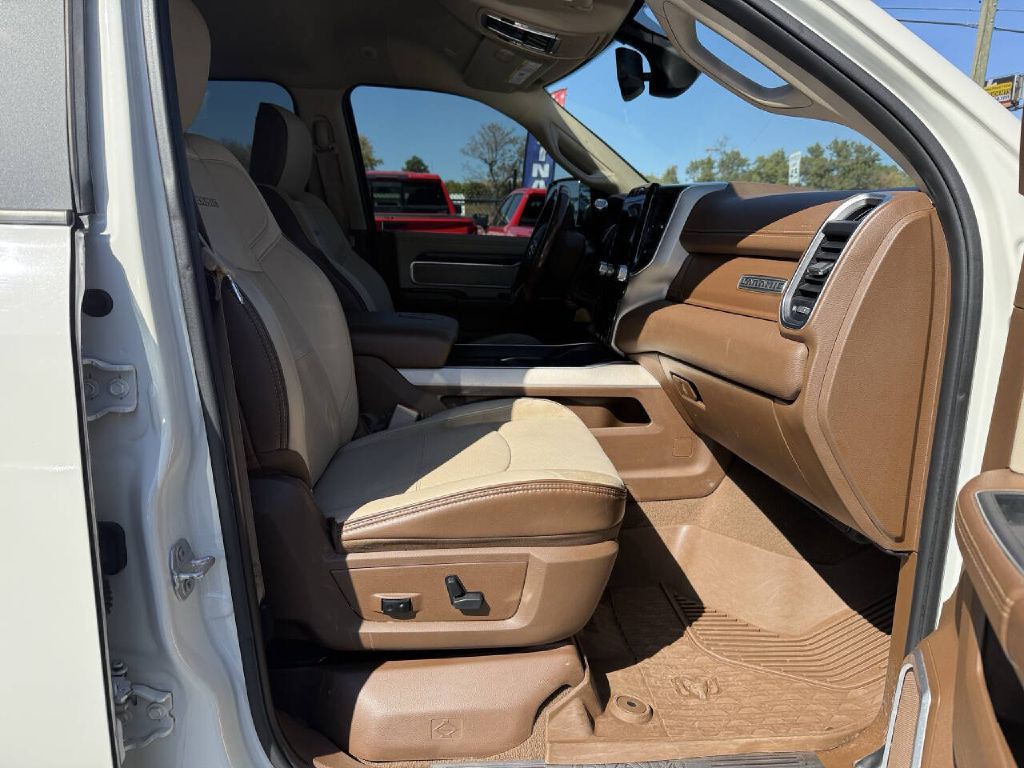 2021 RAM 2500 Image 12