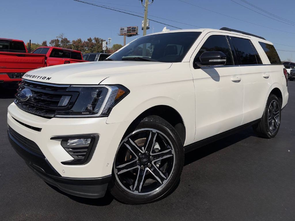 2019 Ford Expedition Image 1