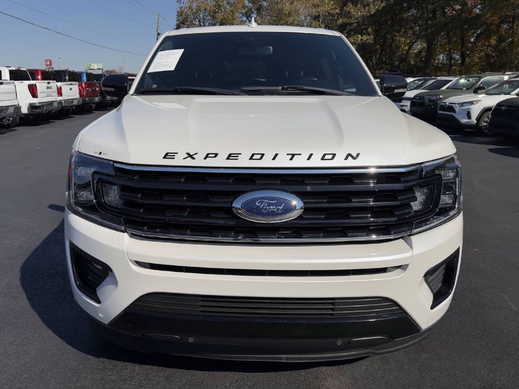 2019 Ford Expedition Image 2
