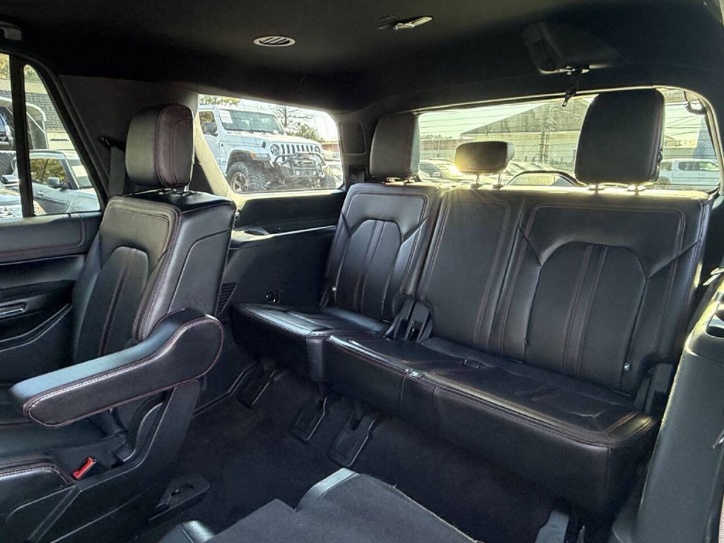2019 Ford Expedition Image 16