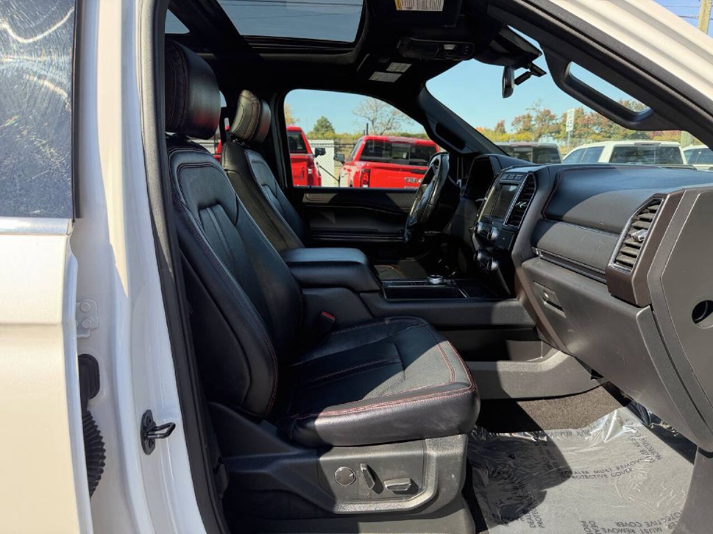 2019 Ford Expedition Image 17