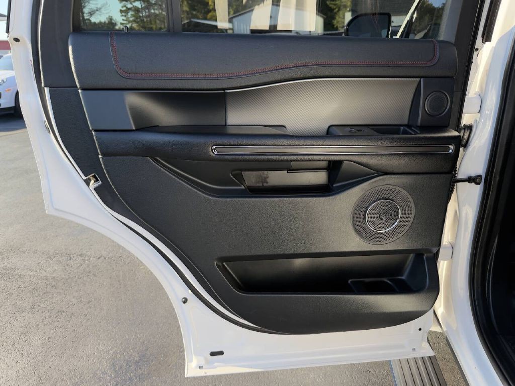 2019 Ford Expedition Image 24