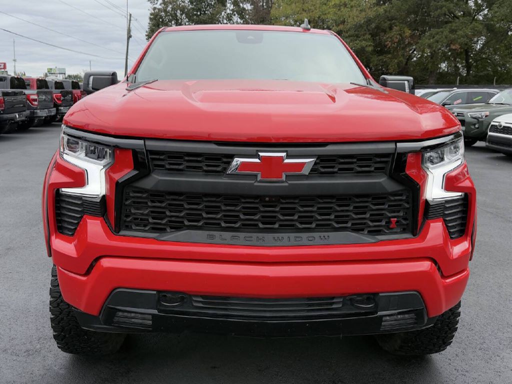 2023 Chevrolet Silverado 1500 Image 2