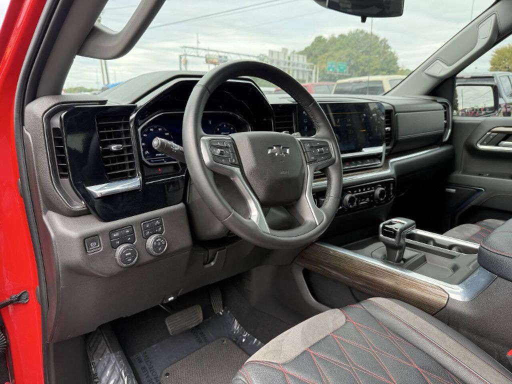 2023 Chevrolet Silverado 1500 Image 12