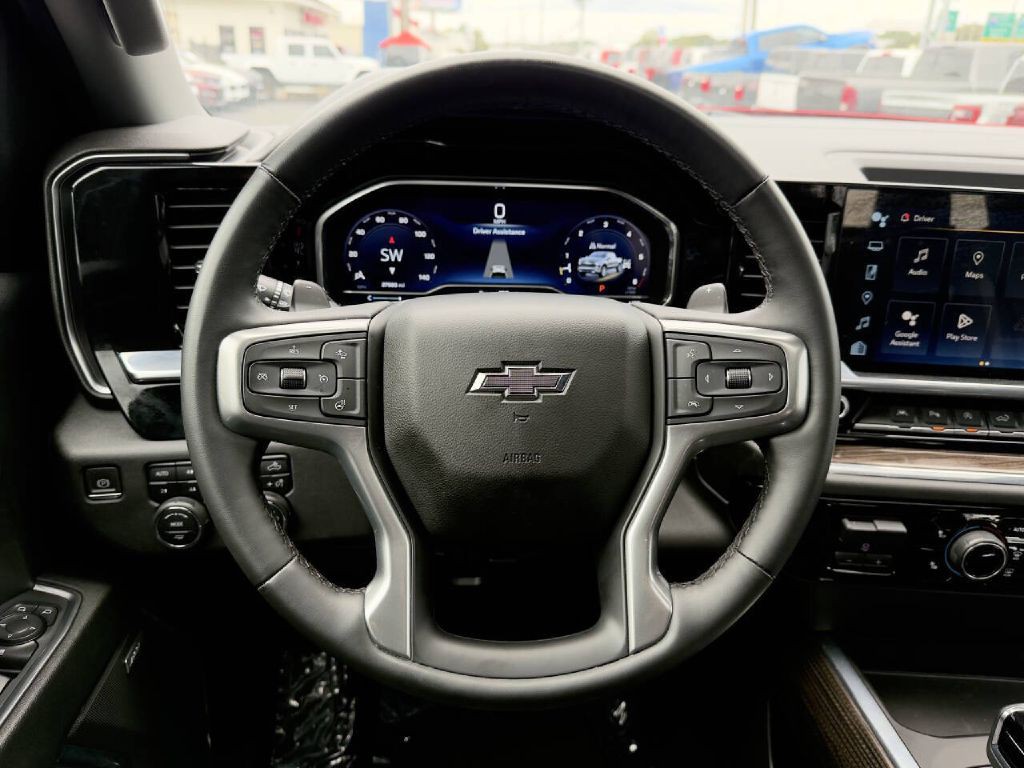 2023 Chevrolet Silverado 1500 Image 16