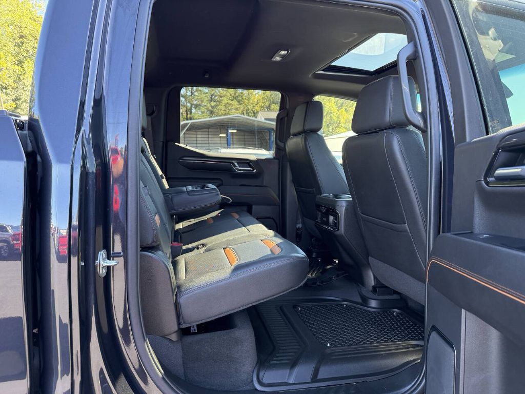 2022 GMC Sierra Image 13