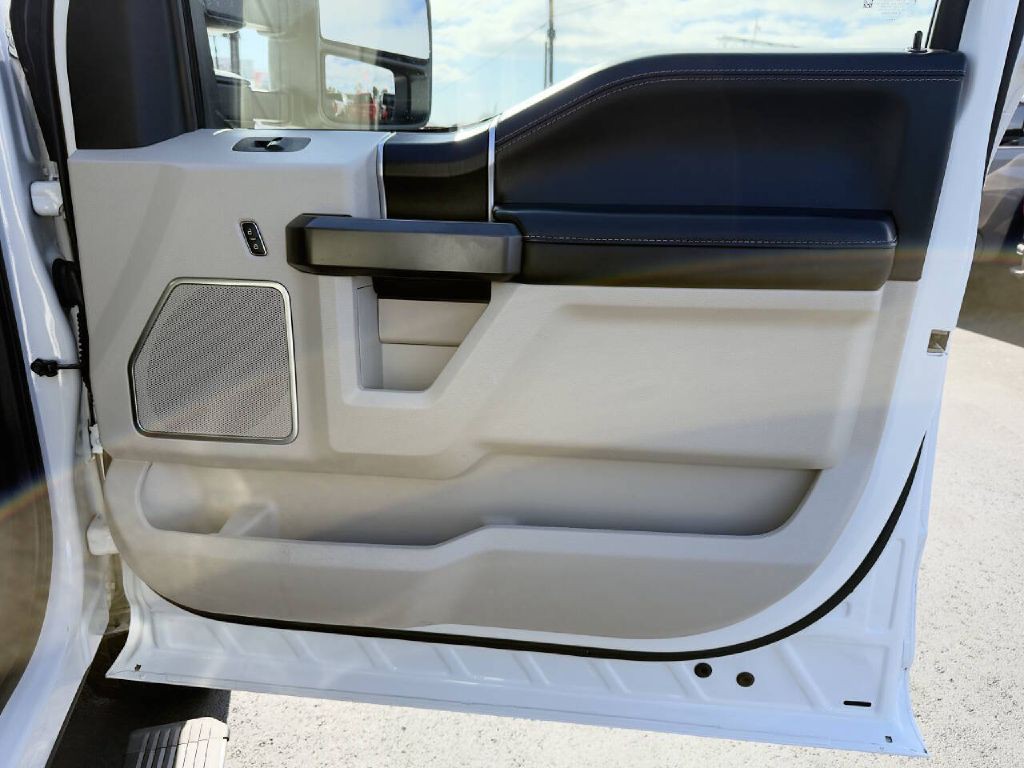 2021 Ford F-250 Image 19