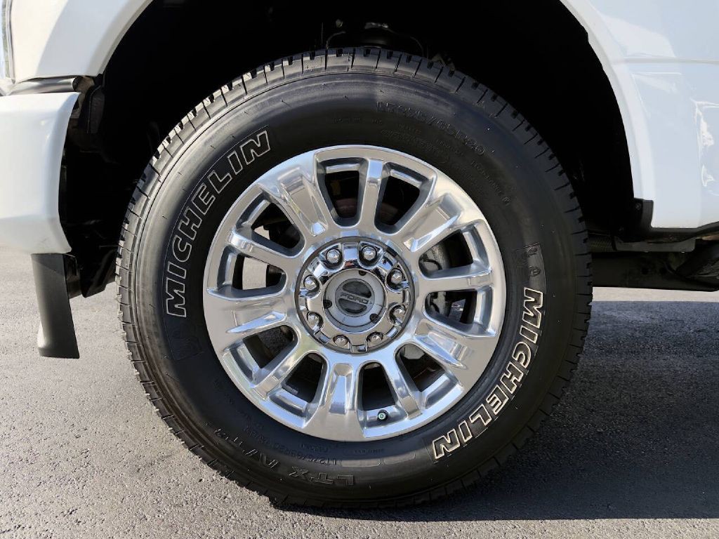 2021 Ford F-250 Image 22