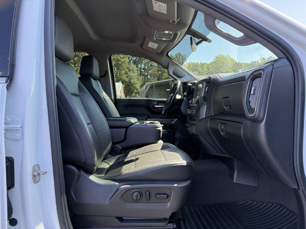 2020 Chevrolet Silverado 1500 Image 11