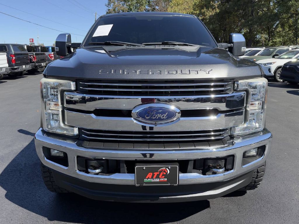 2017 Ford F-250 Image 2