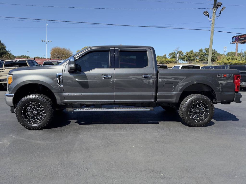 2017 Ford F-250 Image 4