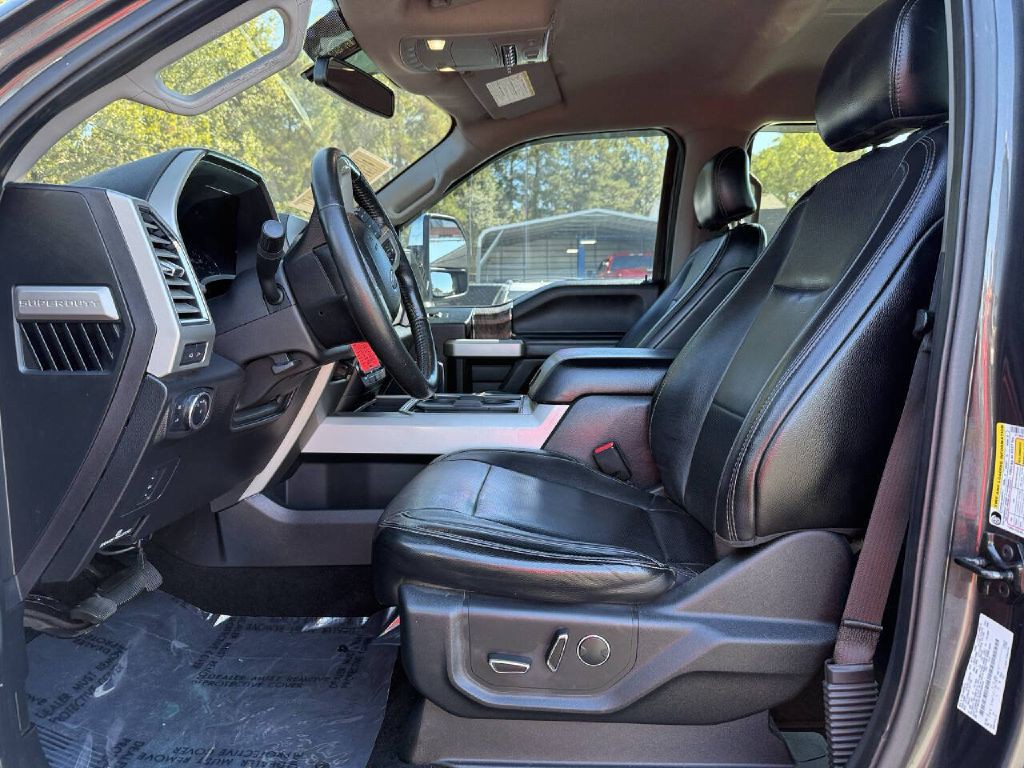 2017 Ford F-250 Image 9