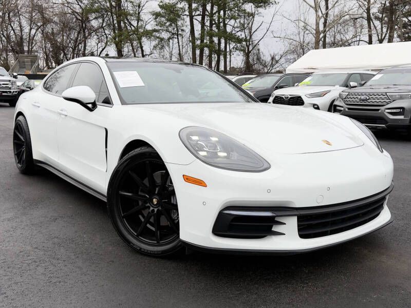 2018 Porsche Panamera Image 4