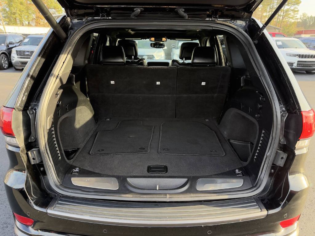 2019 Jeep Grand Cherokee Image 17
