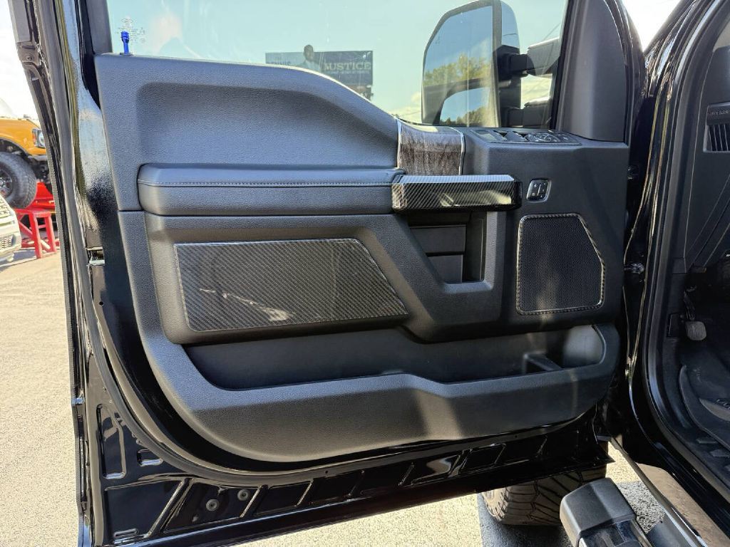 2018 Ford F-250 Image 19