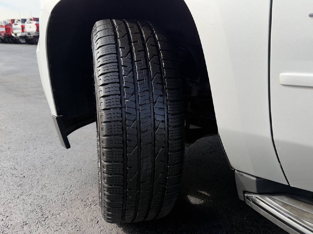 2018 Chevrolet Tahoe Image 20