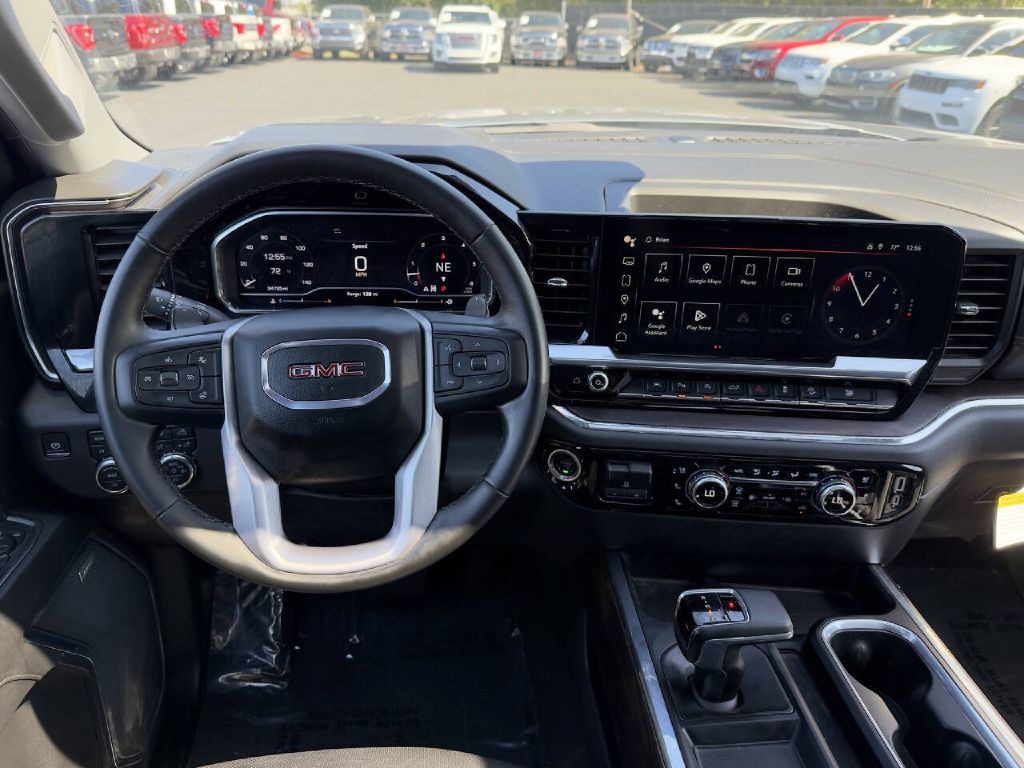 2024 GMC Sierra Image 15