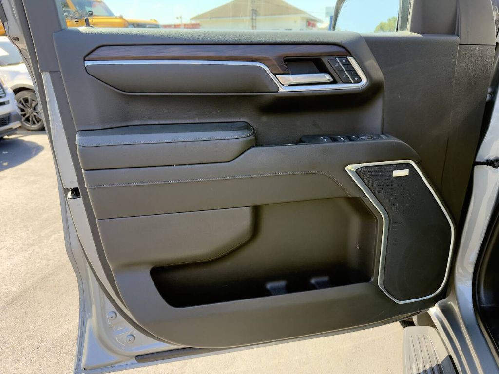 2024 GMC Sierra Image 21