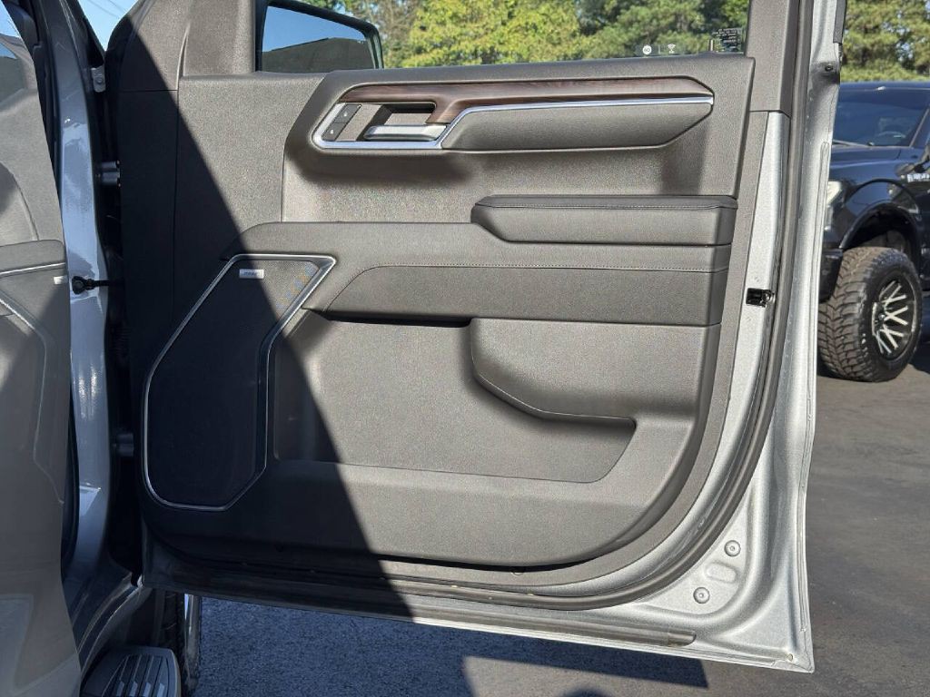 2024 GMC Sierra Image 22