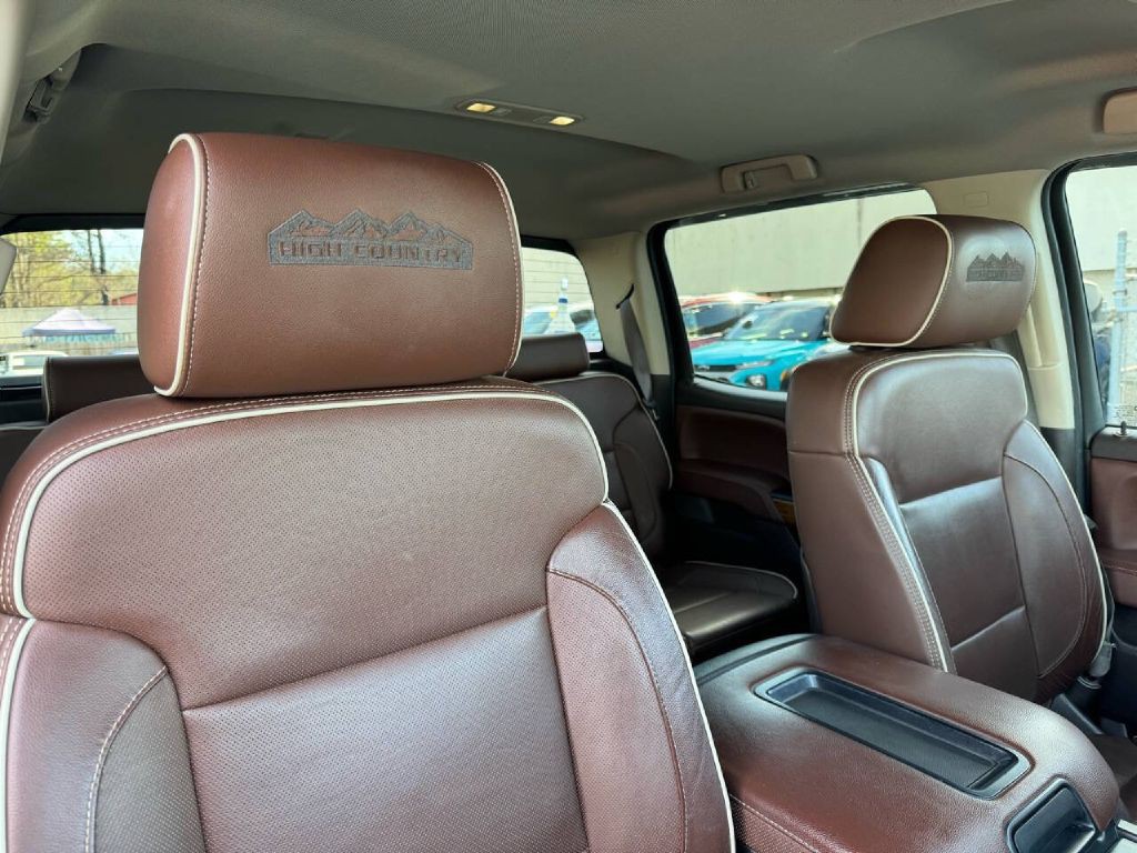 2015 Chevrolet Silverado 1500 Image 17